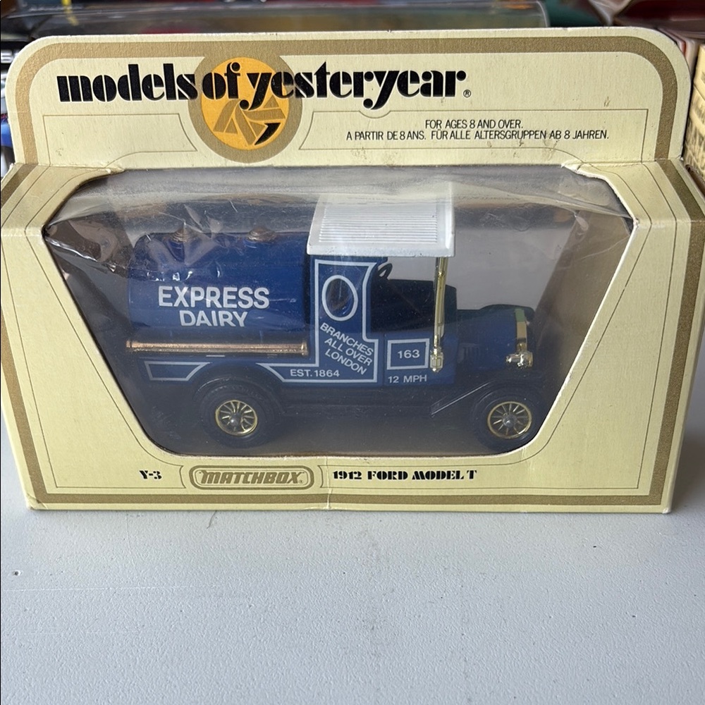 Match Express Dairy Blue and White Diecast Truck